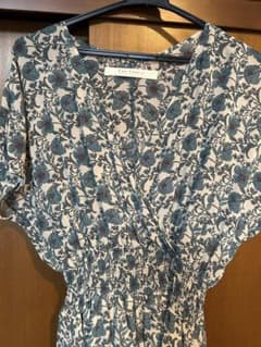 【美品】Ray Cassin 花柄ワンピースのサムネイル