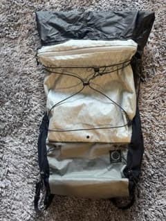 山と道　リュックのサムネイル