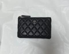 CHANEL ブラック 本革レザーキルティング フラグメントケース