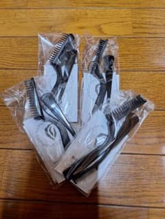 ①【新品未開封】自然派clubサスティ 　利尻カラークリーム付属品クイックコームのサムネイル