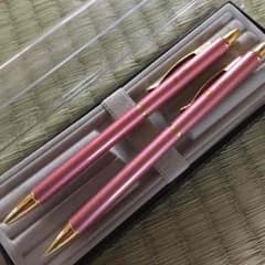 ネネ様専用 訳ありペンのサムネイル