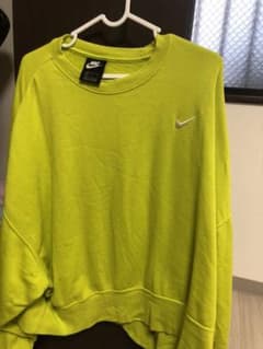 NIKE ナイキ トップスのサムネイル