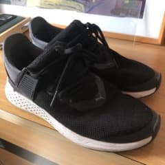 PUMA ランニングシューズ　プライスOFF⬇️のサムネイル
