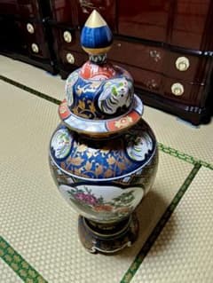 L*r様 有田焼 蓋付壺 鳳凰牡丹文 飾り壺 陶芸のサムネイル