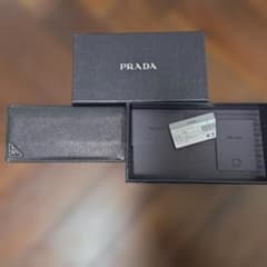 PRADA サフィアーノレザー 長財布 ブラック　プラダのサムネイル