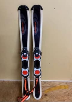 値下げ可SALOMON スキー板のサムネイル