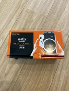 ★美品★FUJIFILM instax mini 90 NEO CLASSICのサムネイル