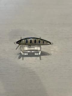 ハ*ー様 Cadenza カデンツァ 50s Strad ハンドメイドミノー④ - メルカリ