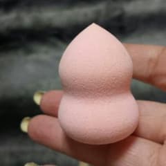 メイクアップスポンジ♡瓢箪型ピンク色♪小型…のサムネイル