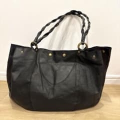 美品　BEARDSLEY チューリップレザーバッグ 黒のサムネイル