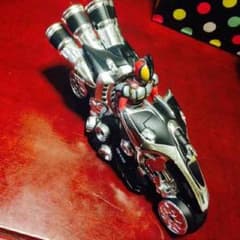 【値下げ】仮面ライダーシリーズの置物のサムネイル