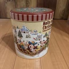 東京ディズニーリゾート チョコレートクランチ 空き缶 2025 クリスマス