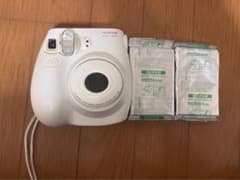 チェキ(FUJIFILM)のサムネイル