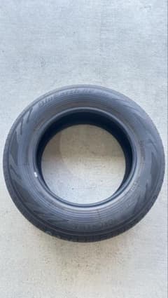 YOKOHAMA BluEarth-RV RV03 195/65R15のサムネイル
