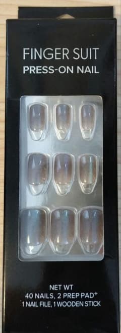 FINGER SUIT PRESS-ON NAILのサムネイル