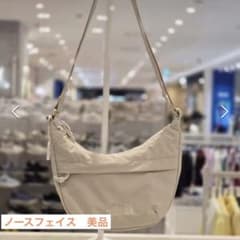ノースフェイス　ショルダーバッグのサムネイル