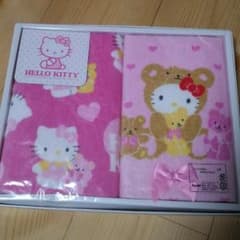 キティーちゃんハンドタオル　新品のサムネイル