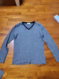 ​【美品】アズールバイマウジー Vネック ワッフル長袖Tシャツ グレー Lのサムネイル