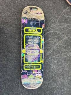 GIRL スケートボード デッキ GRIFFIN GASS 8インチ GIRL Griffin Gass スケートボード デッキ 8.25インチ - メルカリ