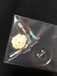 安室奈美恵 アクリルスタンド 88のサムネイル