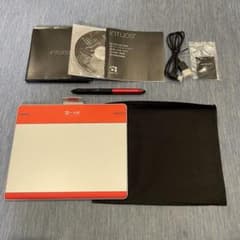 Wacom Intuos ペンタブレットCTH-480/R3 一太郎モデル - メルカリ
