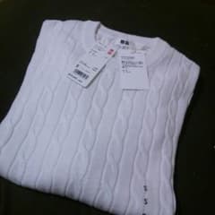 【新品タグ付】UNIQLOコットンカシミヤケーブルニットメンズS　イエナのサムネイル