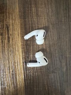airpods proのサムネイル