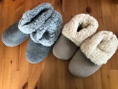 ♡新品未使用♡ ルームシューズ もこもこ ペア おそろいのサムネイル