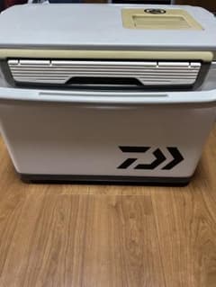 ダイワ プロバイザーSSX-1800R 5面真空パネル クーラーBOX 18㍑ - メルカリ