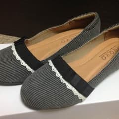 ♡再投稿！♡【USED】 NUOVO フィットパンプス スリッポン BLACKのサムネイル