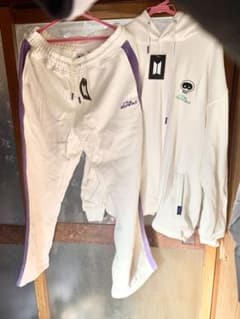 BTS JIN The AstronautフーディL &ジョガーパンツMセット BTS ジン the astronaut wootteo ウット うっとくん セットアップ