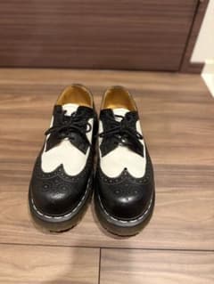 Dr.Martens 3989 ウィングチップ メダリオン UK6のサムネイル