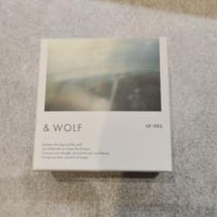 & WOLF UF-002 リキッドファンデーション light beigeのサムネイル