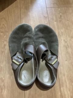 ビルケンシュトック　ロンドンのサムネイル