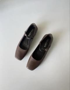 Prada Brown Square Toe Leather Shoes 37 - メルカリ