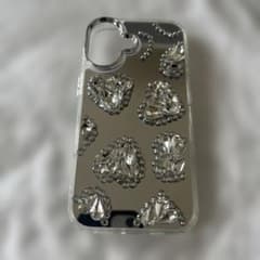 新品iPhone16用ケース ハート型ビジューデコ　ビダズリング