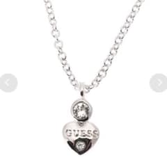 【美品】専用箱付きGUESS ハートストーンネックレス シルバーのサムネイル
