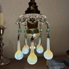 ミニシャンデリア　（白♡バカラ）　オパールセント　フランス ご予約） Mini Baccarat ミニシャンデリア オパールセント - メルカリ