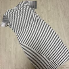 ZARA TRAFALUC ボーダー柄 半袖ワンピース Lサイズのサムネイル