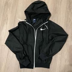 NIKE ナイキ ナイロンパーカーのサムネイル