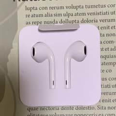 iPhone 純正イヤホン アップルのサムネイル
