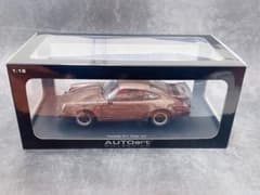 1/18 AUTOart ポルシェ 911 (930) 3.0 ターボ - メルカリ