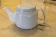 無印良品　磁器ベージュポットのサムネイル