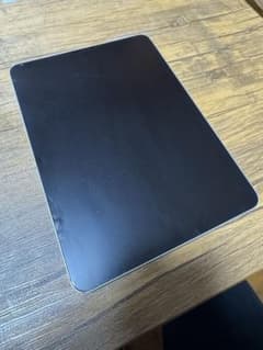 【サポ天丼様専用】iPad Pro 11インチ 第一世代 256GB 画面割れ品のサムネイル