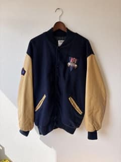 DeLONG XL スタジャン ネイビー/ベージュ RFC刺繍 - メルカリ