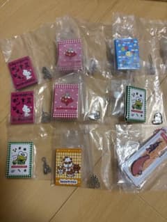 豆ガシャ本 サンリオキャラクターズ　プロフィール帳　まとめ売りのサムネイル