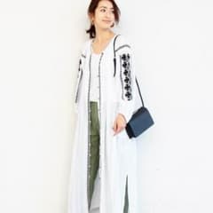 BEAUTY&YOUTH UNITED ARROWS 刺繍ワンピースのサムネイル
