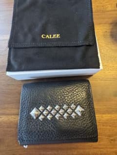 CALEE ブラック 三つ折り財布 CALEE スタッズ 三つ折り財布 レザー ブラック - メルカリ