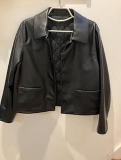 ブラックレザージャケットのサムネイル