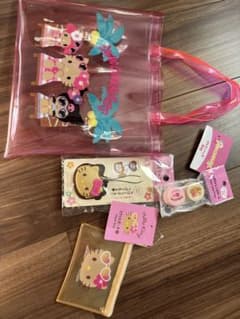 日焼けキティシリーズサンリオキャラクターズ PVCバッグ 小物ケース セットのサムネイル